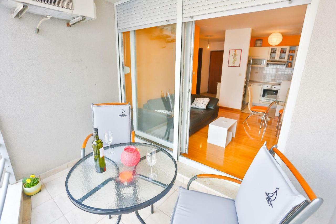 Ibis Apartment Split Exterior photo